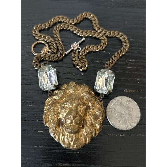 VTG Gold-Tone Lion Pendant Necklace Clear Faceted Crystal Accents Chunky Chain - Picture 8 of 11